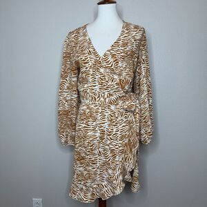 LITTLE MOON ARITIZIA Julep Wrap Dress MED Tiger Print Gold & Cream Wedding Guest